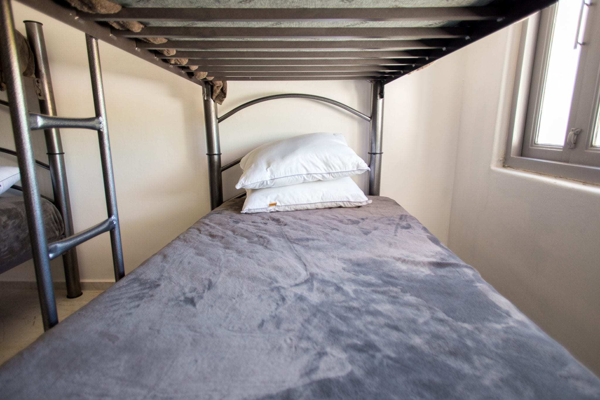 4 BR Trendy Waterfront Villa - Bedroom