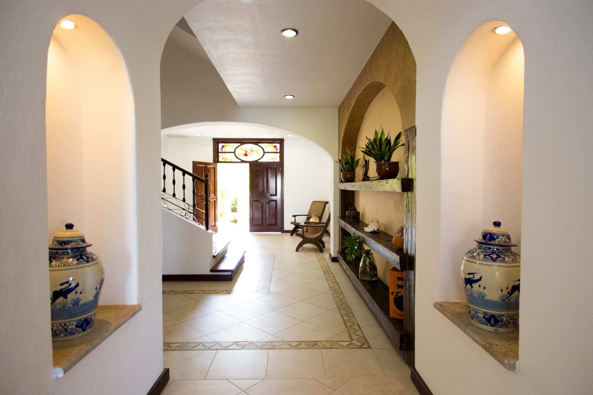 6 BR Mexican Mansion - Interior - Entry