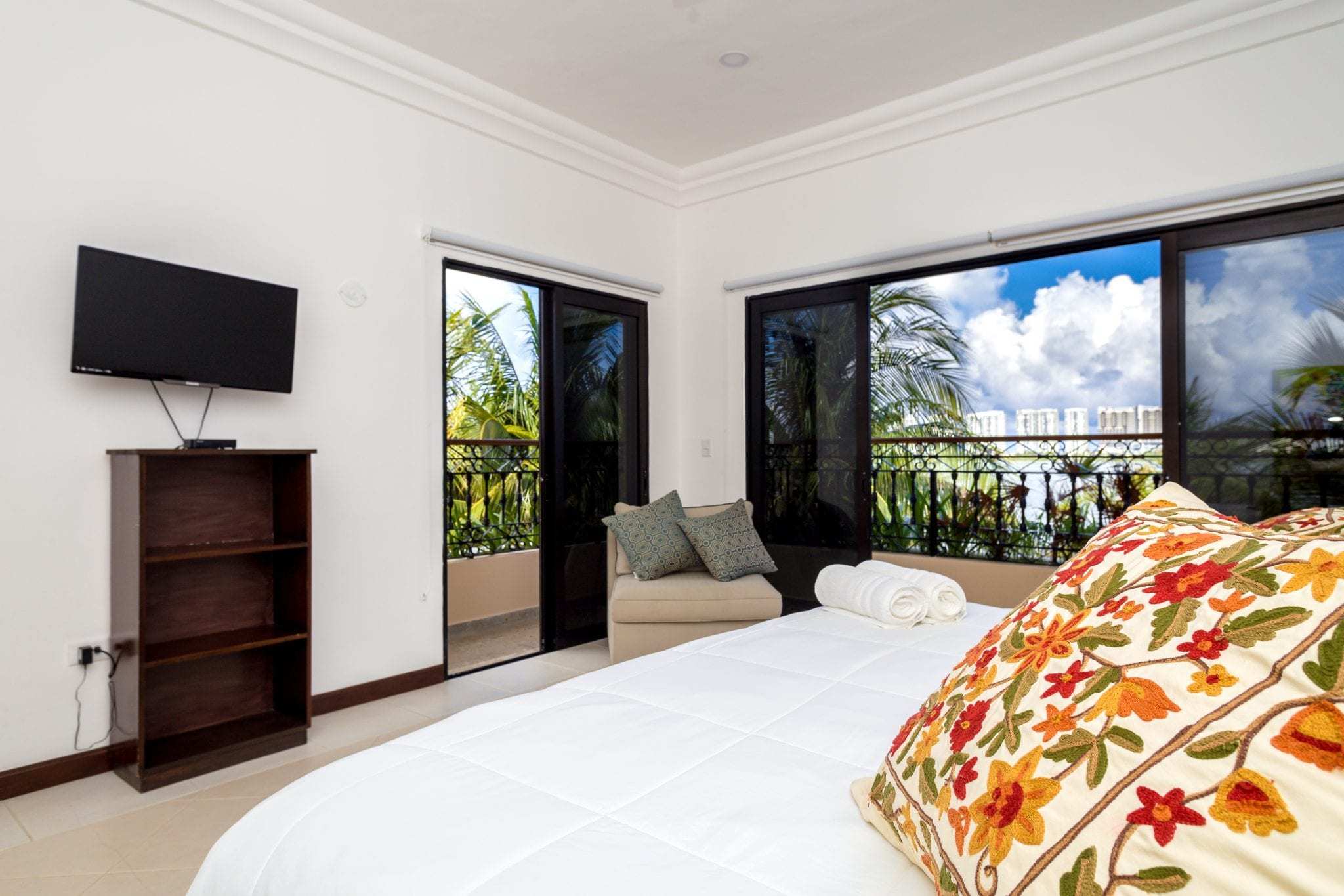 6 BR Mexican Mansion - Interior - Bedroom