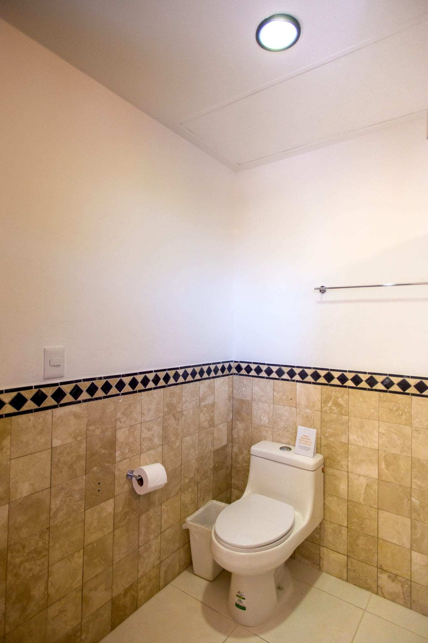 6 BR Mexican Mansion - Interior - Bath