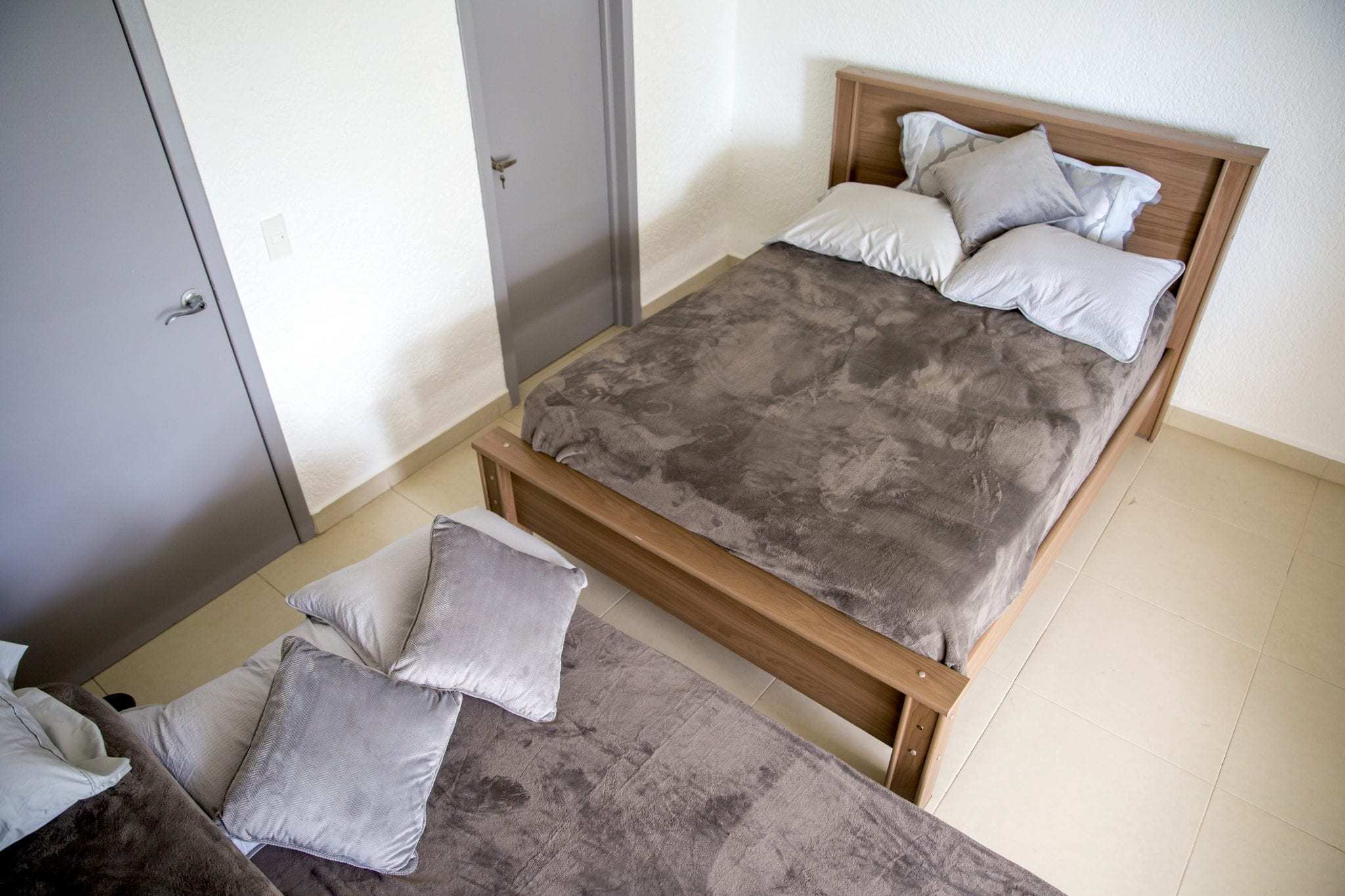 3 BR Waterfront Townhouse - Interior - Bedroom