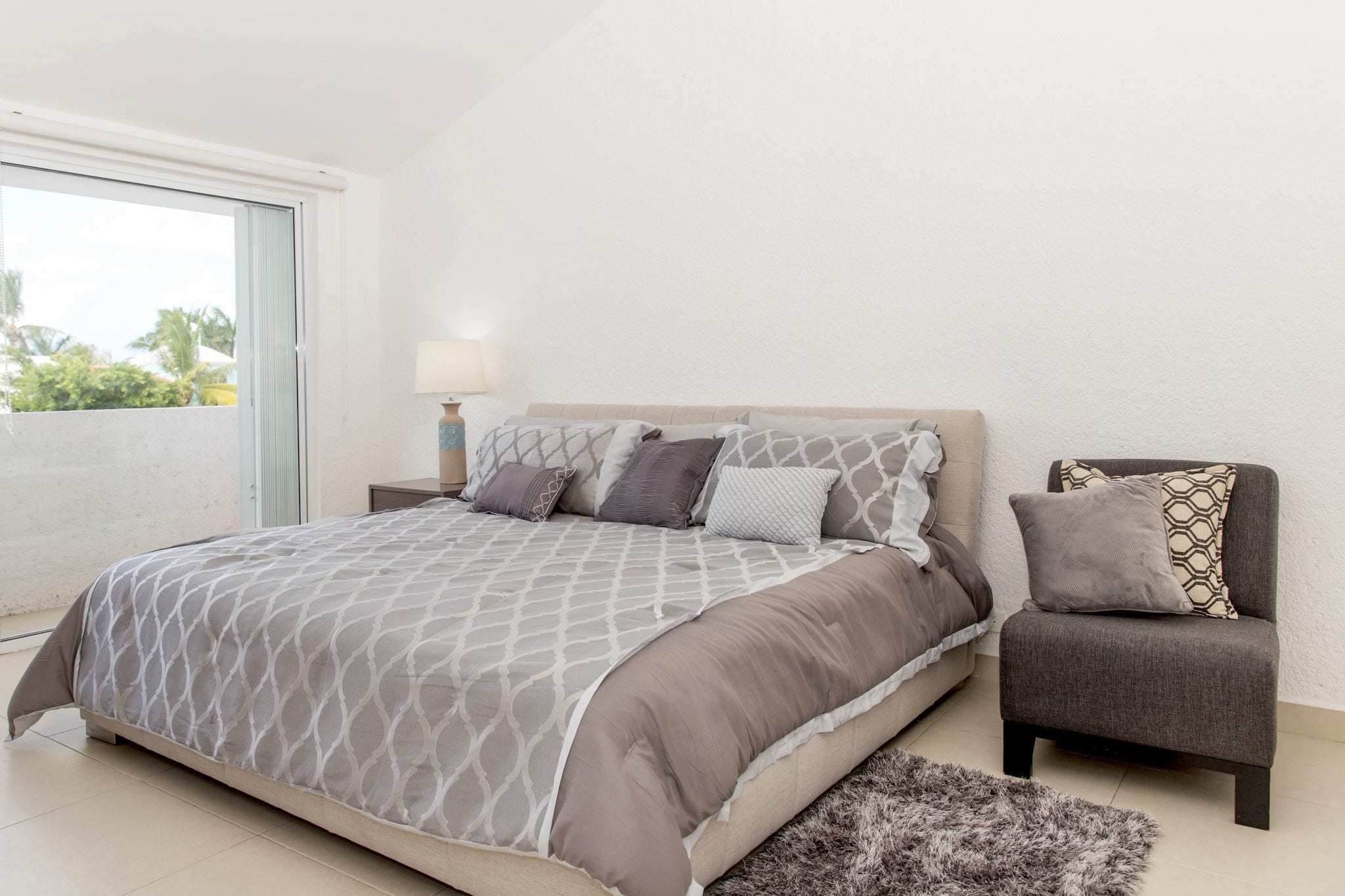 3 BR Waterfront Townhouse - Interior - Bedroom