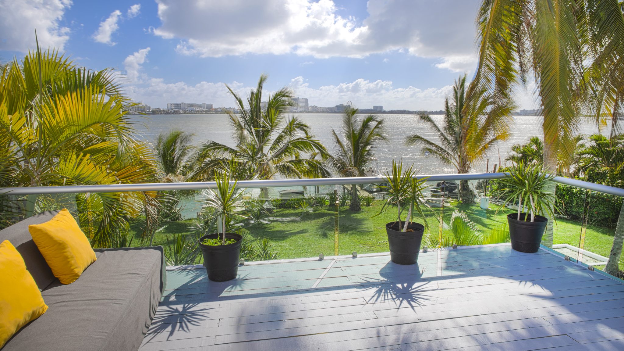 6 BR Mexican Mansion - Exterior - Pool